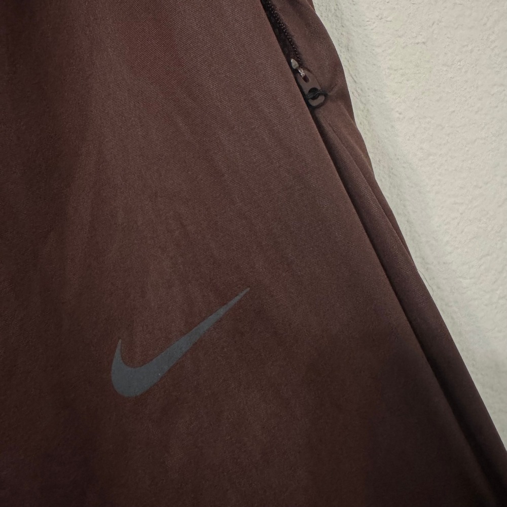 Nike Storm Fit‎ Pants Mens L Brown Lightweight Joggers Athletic Running Outdoors - Picture 6 of 7
